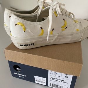 JCREW SeaVees Size 6